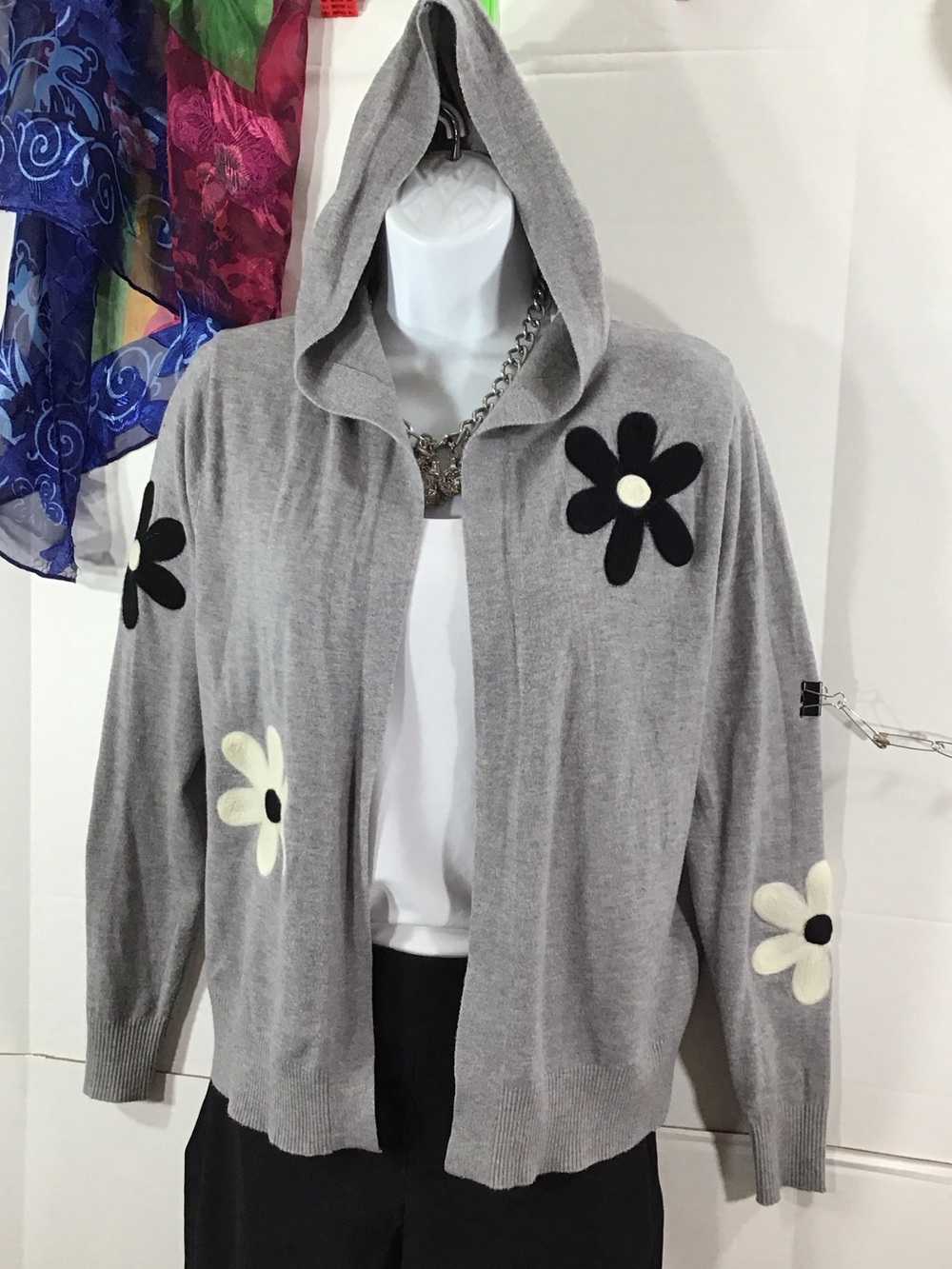 Aaeda Gray Hooded Cardigan with Black and Cream Flowers M